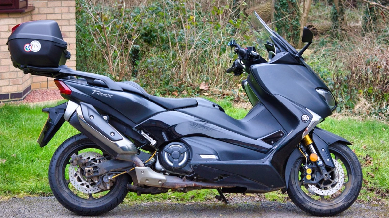 yamaha t-max